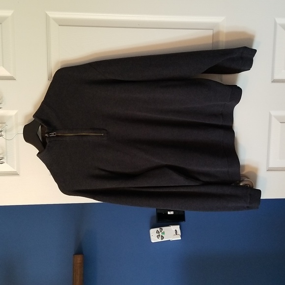 Bundle of 3 pullovers - Picture 10 of 13